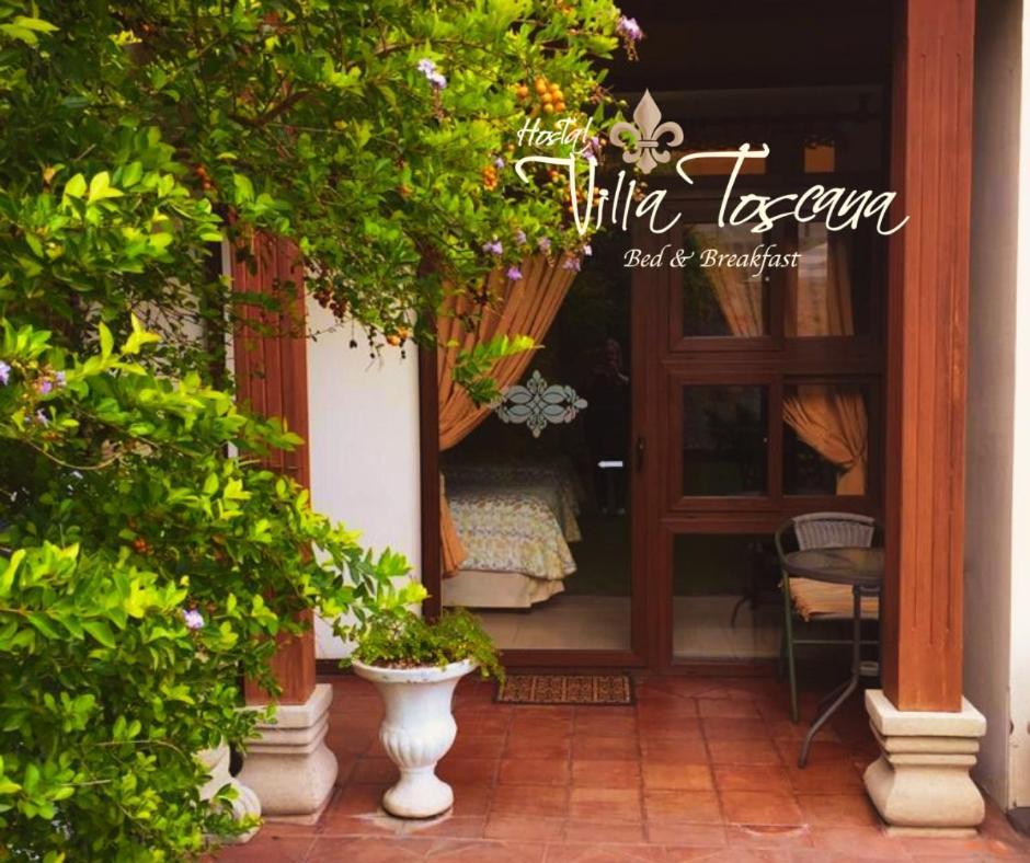Hostal Villa Toscana グアテマラシティ エクステリア 写真