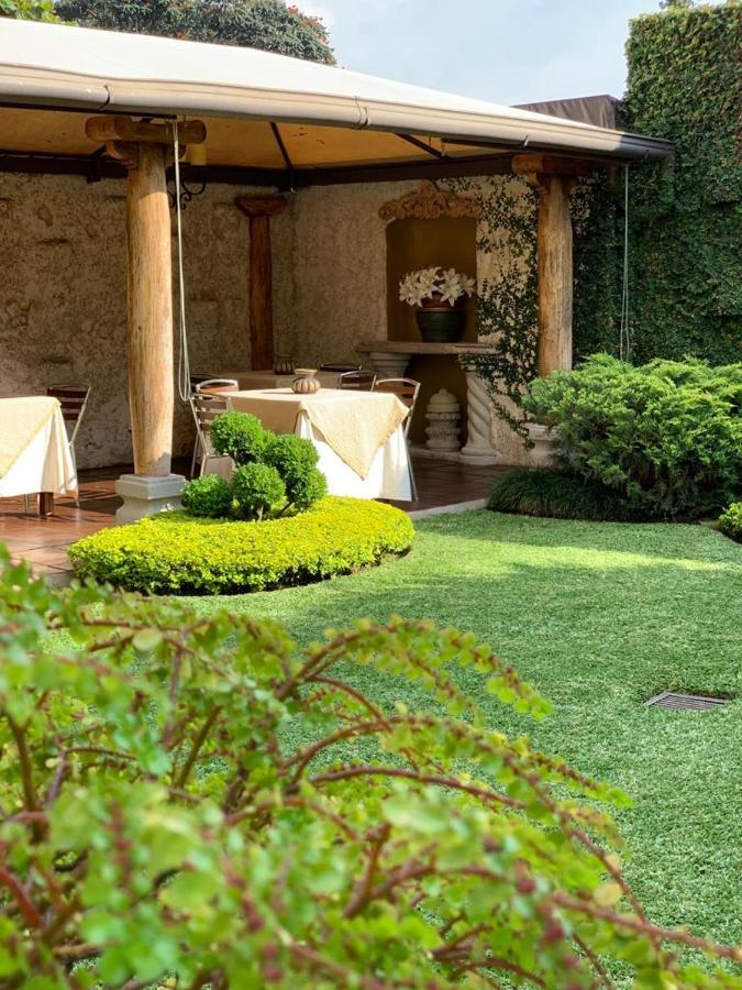 Hostal Villa Toscana グアテマラシティ エクステリア 写真