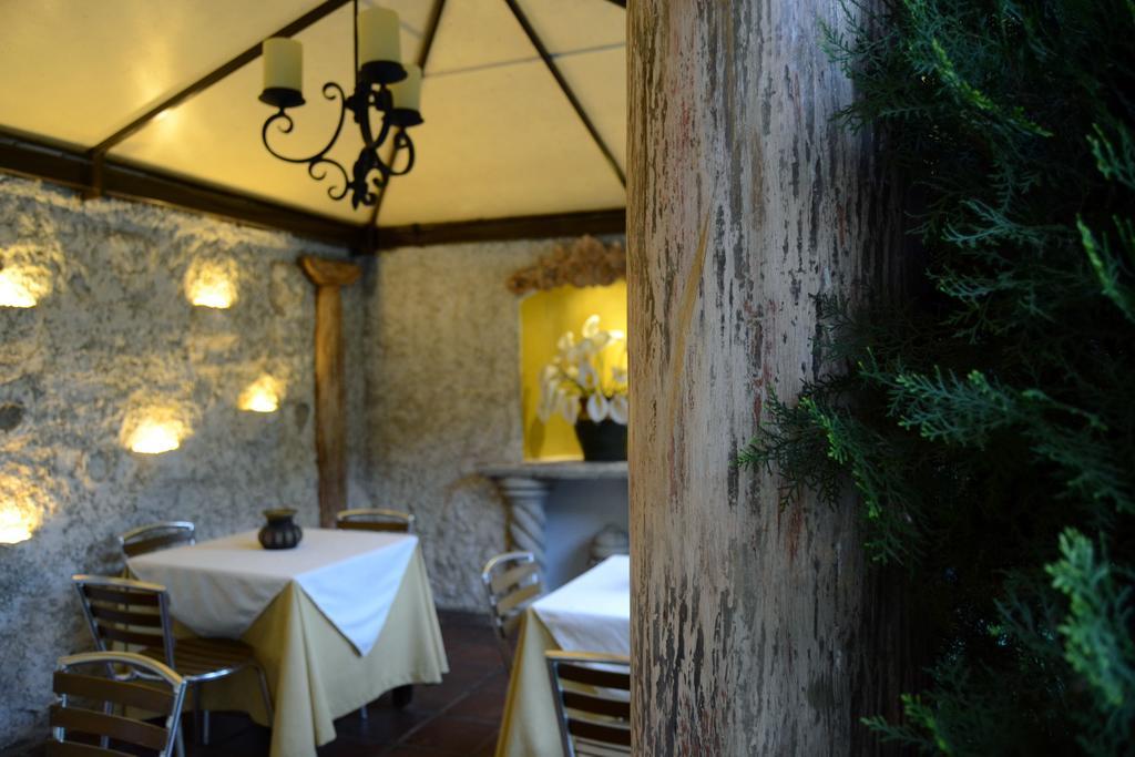 Hostal Villa Toscana グアテマラシティ エクステリア 写真