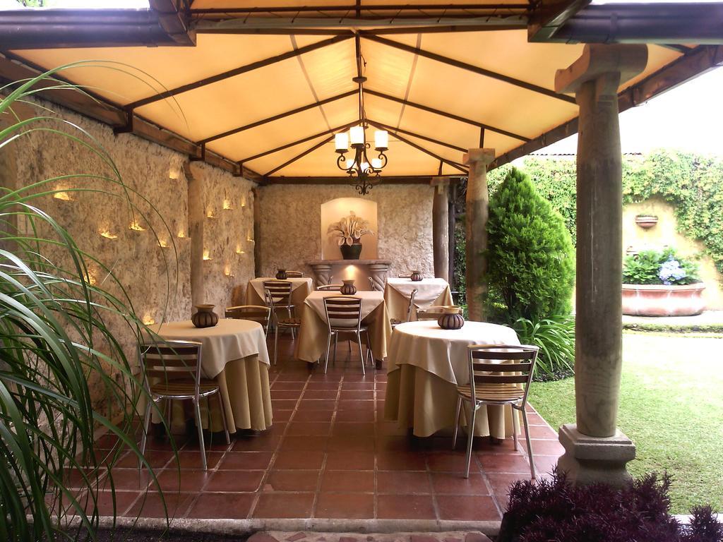 Hostal Villa Toscana グアテマラシティ エクステリア 写真