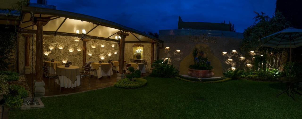 Hostal Villa Toscana グアテマラシティ エクステリア 写真